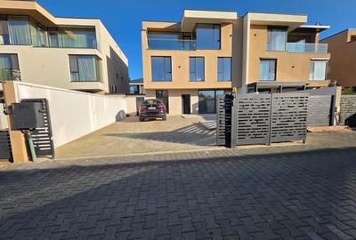 Casă individuală cu 5 camere cu Canalizare în Pipera - 21