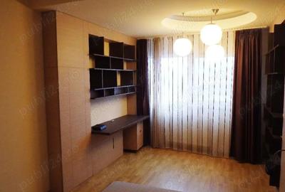 Inchiriez apartament 2 camere - 3