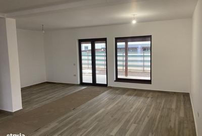 Casă cu 4 camere în Tărlungeni - 2