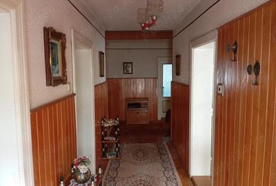 Casă cu 6 camere cu Teren 390 Mp în Central - 4