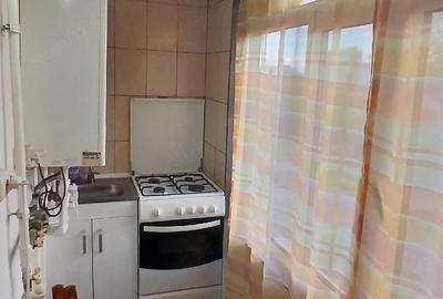 Garsonieră semidecomandată în Plopilor - 2