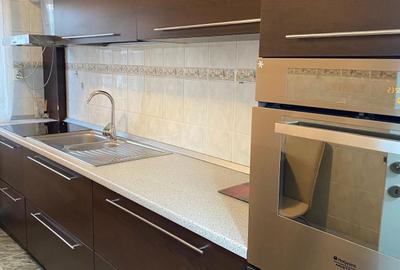 Apartament cu 3 camere semidecomandat în Central - 5