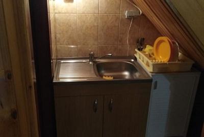 Casă cu 3 camere în Cărbunari - 1