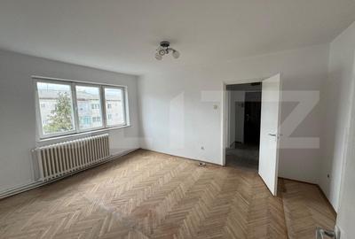 Apartament cu 2 camere, 48 mp, balcon, zona linistita, Gojdu - 4