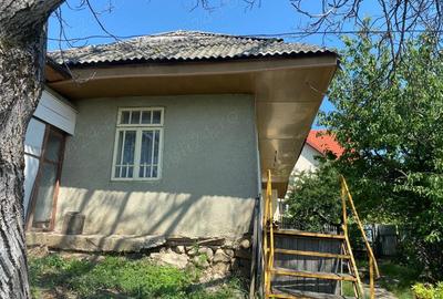 Casa 75 mp si teren 1000 mp Sarata Bacau - 1