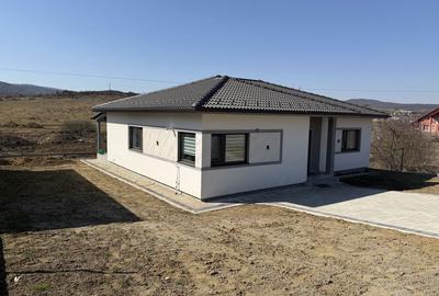 Casă cu 4 camere în Exterior Vest - 8