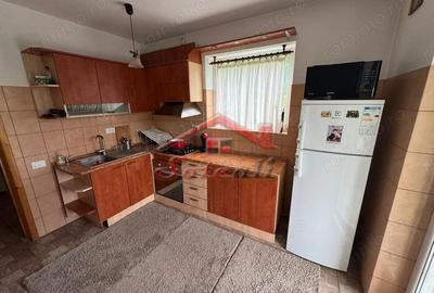 Casă cu Teren 2404 Mp în Cornu - 2