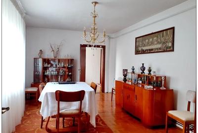 Vanzare Casa Str Lunga Carierei - 5