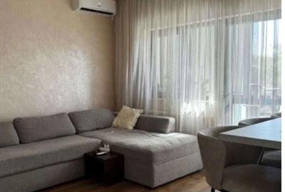 Apartament cu 3 camere în Central - 1
