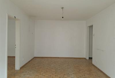 Apartament cu 2 camere nedecomandat în Astra - 3