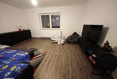 Casă cu 4 camere în Central - 1