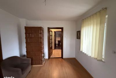 Casă cu 3 camere în Sfântu Ilie - 2