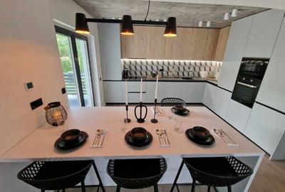 Casă cu 4 camere în Central - 2