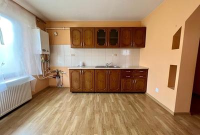 Apartament cu 2 camere decomandat în Porolissum - 1