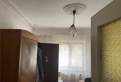 Apartament 3 camere , zona Primaria Focsani , decomandat , c - 6