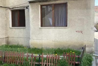 Apartament cu 3 camere decomandat în Central - 2