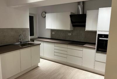 Apartament cu 4 camere decomandat, mobilat în Decebal - 11