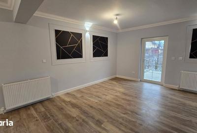 Casă cu 4 camere cu Teren 400 Mp în Rediu - 12