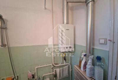 Casă cu 4 camere cu Canalizare în Central - 4