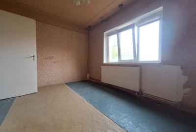 Apartament cu 2 camere semidecomandat în Aradului - 4