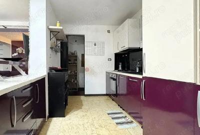 Casă cu 4 camere cu Canalizare în Central - 3