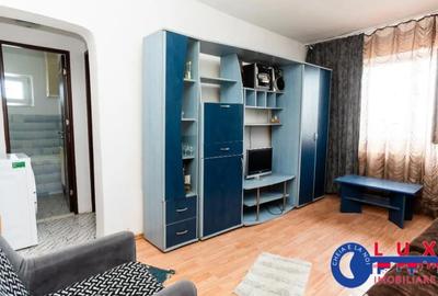 Apartament cu 2 camere semidecomandat în 23 August