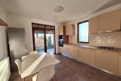 Casă cu 4 camere cu Teren 430 Mp în Ștefănești - 2