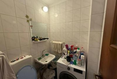 Apartament cu 3 camere decomandat, mobilat în 13 Septembrie - 8