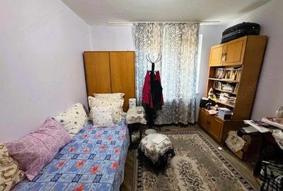 Apartament 2 camere etaj 2 zona centrala Str Pacii - 5