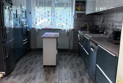 Vanzare casa individuala  =Subsol+parter+1 E+ Pod (mansarda) , - 12