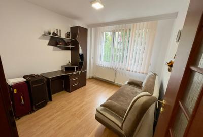 Apartament 3 camere decomandat, centrala proprie, 5 min metrou Raul Doamnei - 13