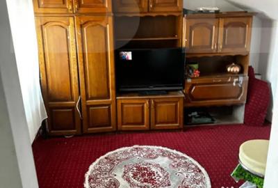 Casă cu 5 camere cu Teren 262 Mp în Central - 2