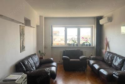 Apartament cu 3 camere decomandat în Ultracentral