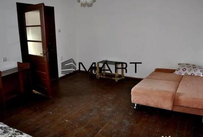 Casă cu 7 camere cu Teren 400 Mp în Calea Dumbrăvii