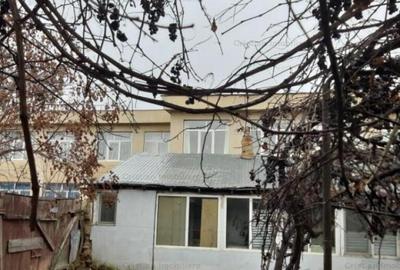Casă cu 3 camere cu Teren 280 Mp în Central