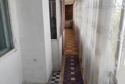 Apartament cu 3 camere decomandat în Central - 2