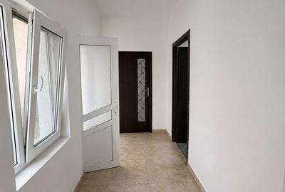 Casă cu 4 camere cu Teren 212 Mp în Sânmartin - 2