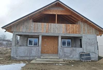 Casă cu 4 camere cu Teren 478 Mp în Central - 7