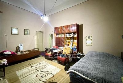 Apartament 3 camere cu vedere si balcon spre Piata Catedralei - 2