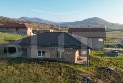 Casa individuala 4 camere, 285 mp, Ideciu de Jos - 10