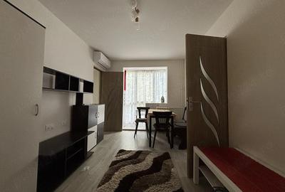 Apartament cu 3 camere semidecomandat în Dacia - 9