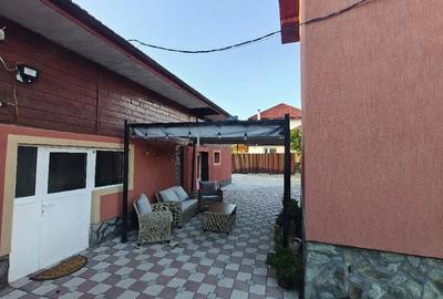 Casă cu Teren 1000 Mp în Central