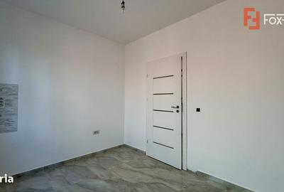 Casă cu 4 camere cu Canalizare în Sânandrei - 2