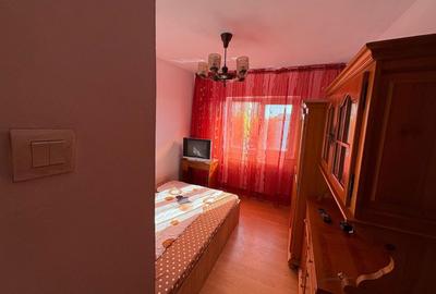 Apartament cu 4 camere decomandat în Popoveni - 3