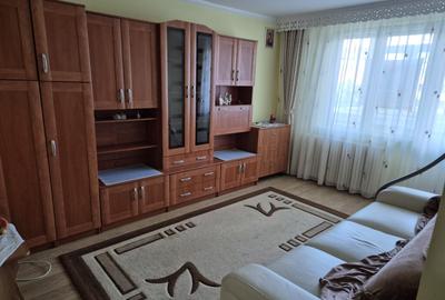 Inchiriez apartament cu 2 camere zona Orion,vis a vis de magazin Profi - 3