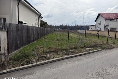 Teren de 1832 mp, în Central