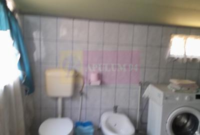 Movilita - vanzare casa 5 cam plus livada pe rod si teren 1800 mp - 1