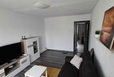 Apartament cu 2 camere decomandat în Central - 2