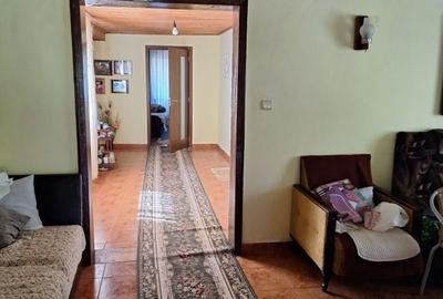 Casă cu 4 camere în Crunți - 6