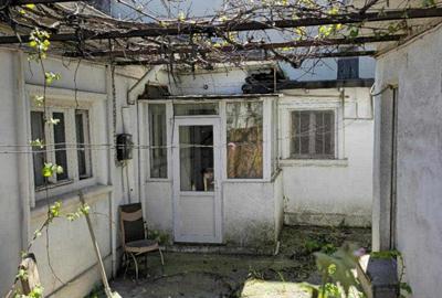 CASA 3 CAMERE CU TEREN SI SPATIU COMERCIAL - TROCADERO - 7